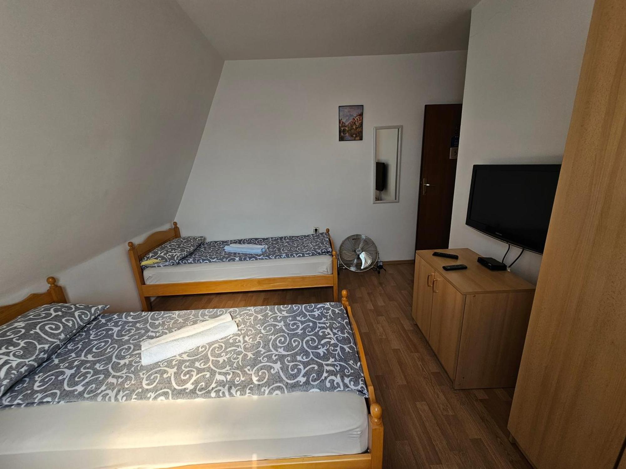 Aleks Sobe Hotel Banja Koviljača Exterior foto