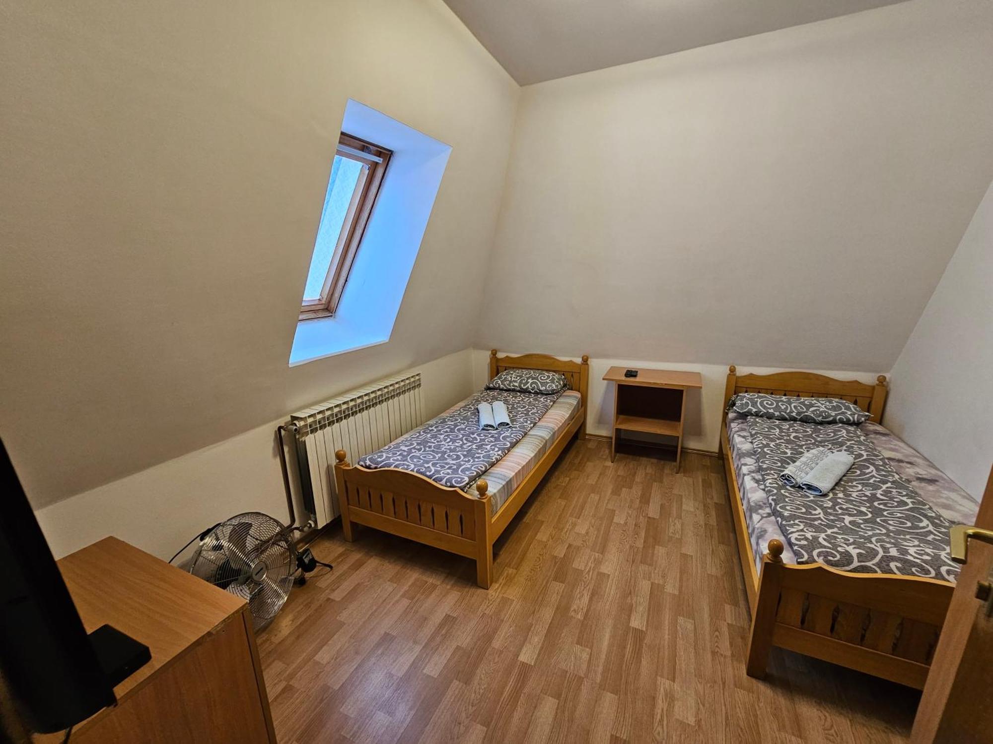 Aleks Sobe Hotel Banja Koviljača Exterior foto