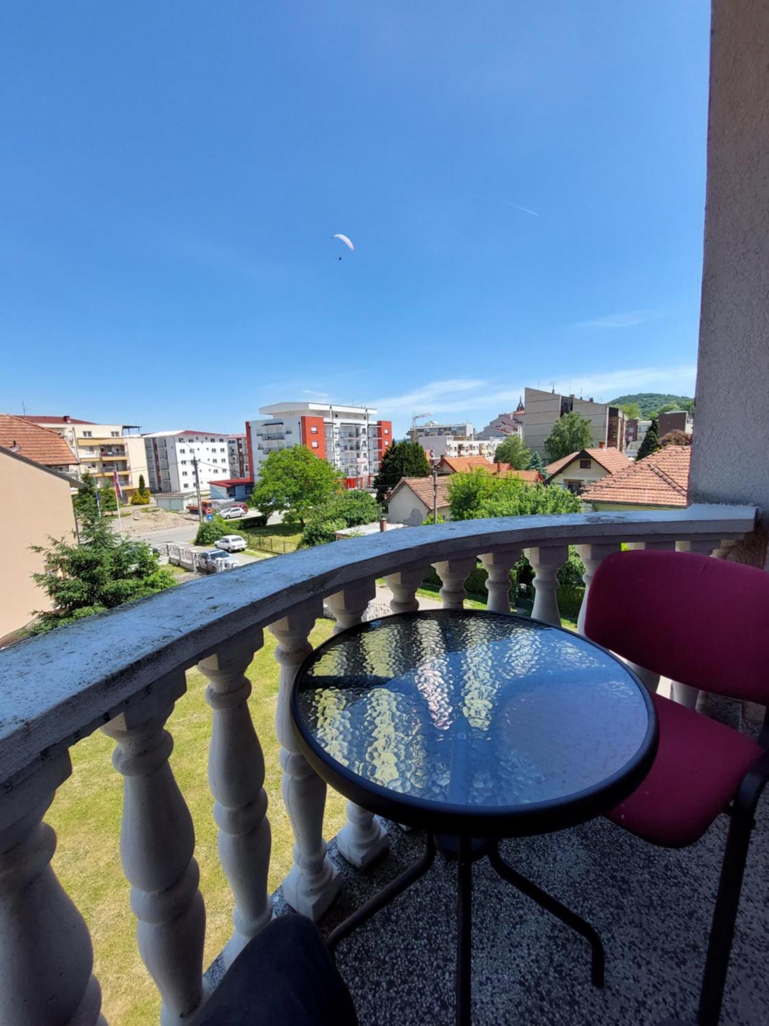 Aleks Sobe Hotel Banja Koviljača Quarto foto